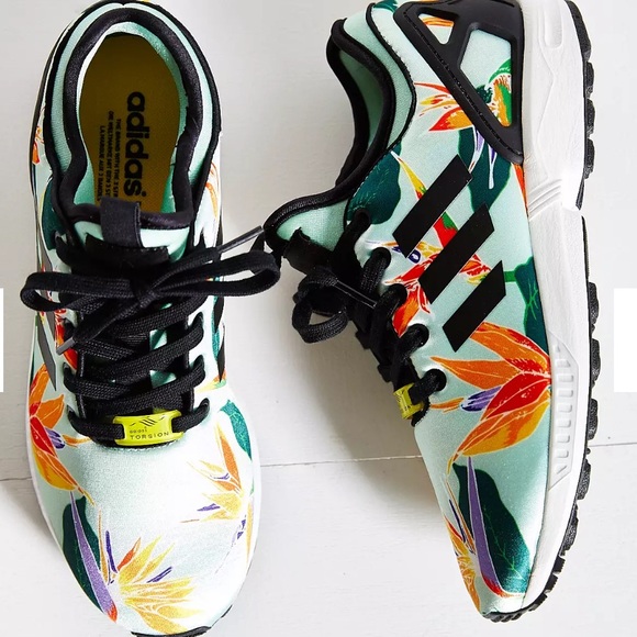 GUC adidas Originals ZX Flux Tropical
Running Sneaker(size 8 men’s) 9.5 women’s - Picture 3 of 10